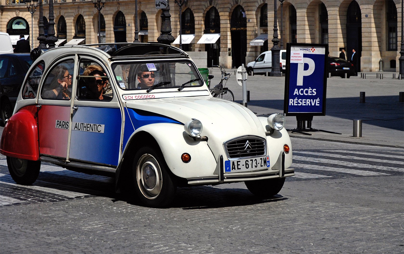 2cv-paris-tour