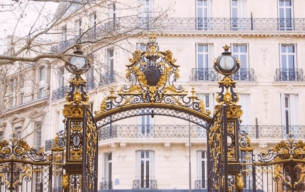5 Romantic Things to Do in Paris for Valentine’s Day (For Everyone!)