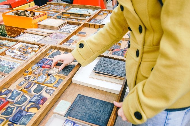 Marché aux Puces de Vanve Flea Market Pariss